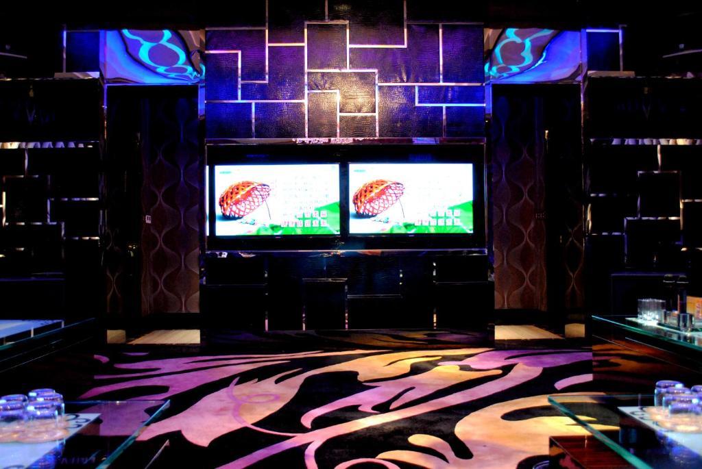 Datong Weidu International Hotel Esterno foto