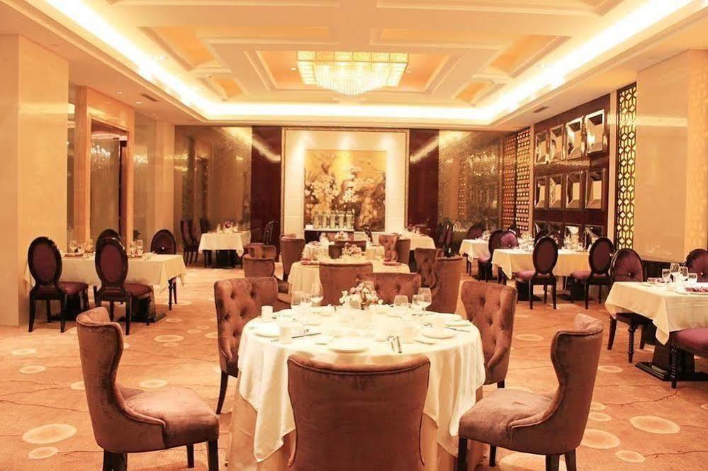 Datong Weidu International Hotel Esterno foto